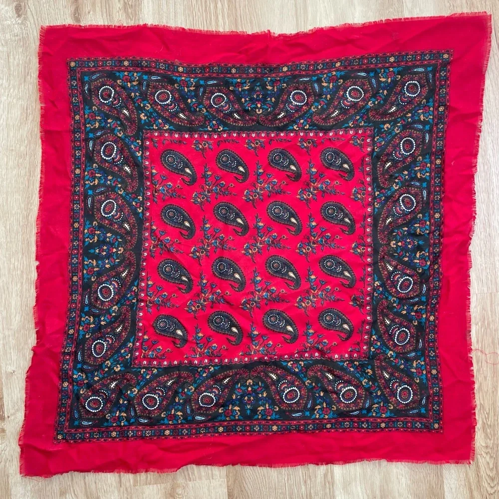 Vintage Glentex square scarf red blue paisley raw hem